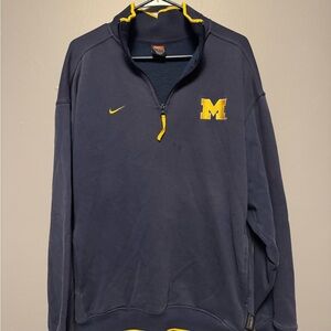 Nike Navy and Yellow Men's Sweater